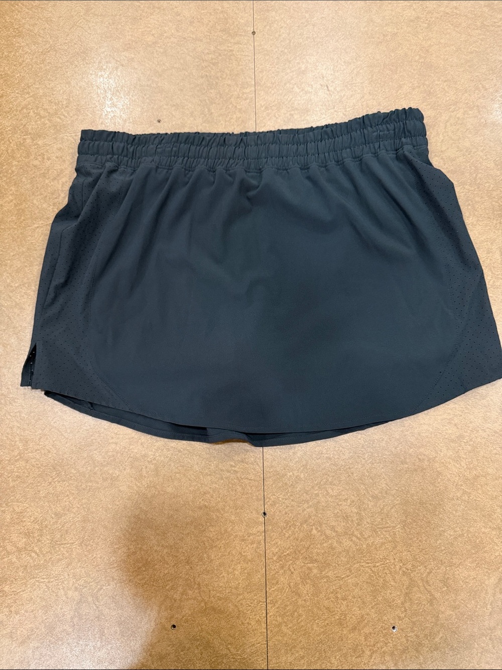 Calia Women’s Pocketed Black Athletic Skirt/Skort Elastic Waist Quick Dry Sz Med